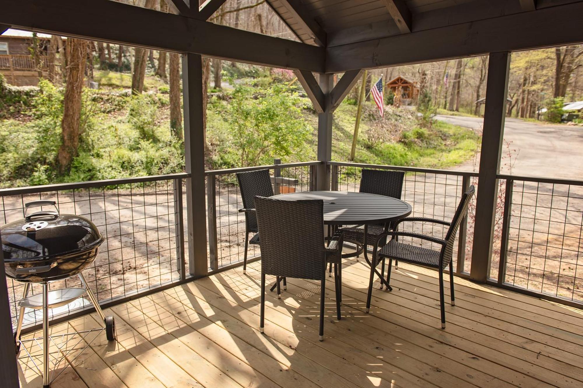 Meg Cabin Tiny Rustic Comfort On Lookout Mtn تشاتانوغا المظهر الخارجي الصورة
